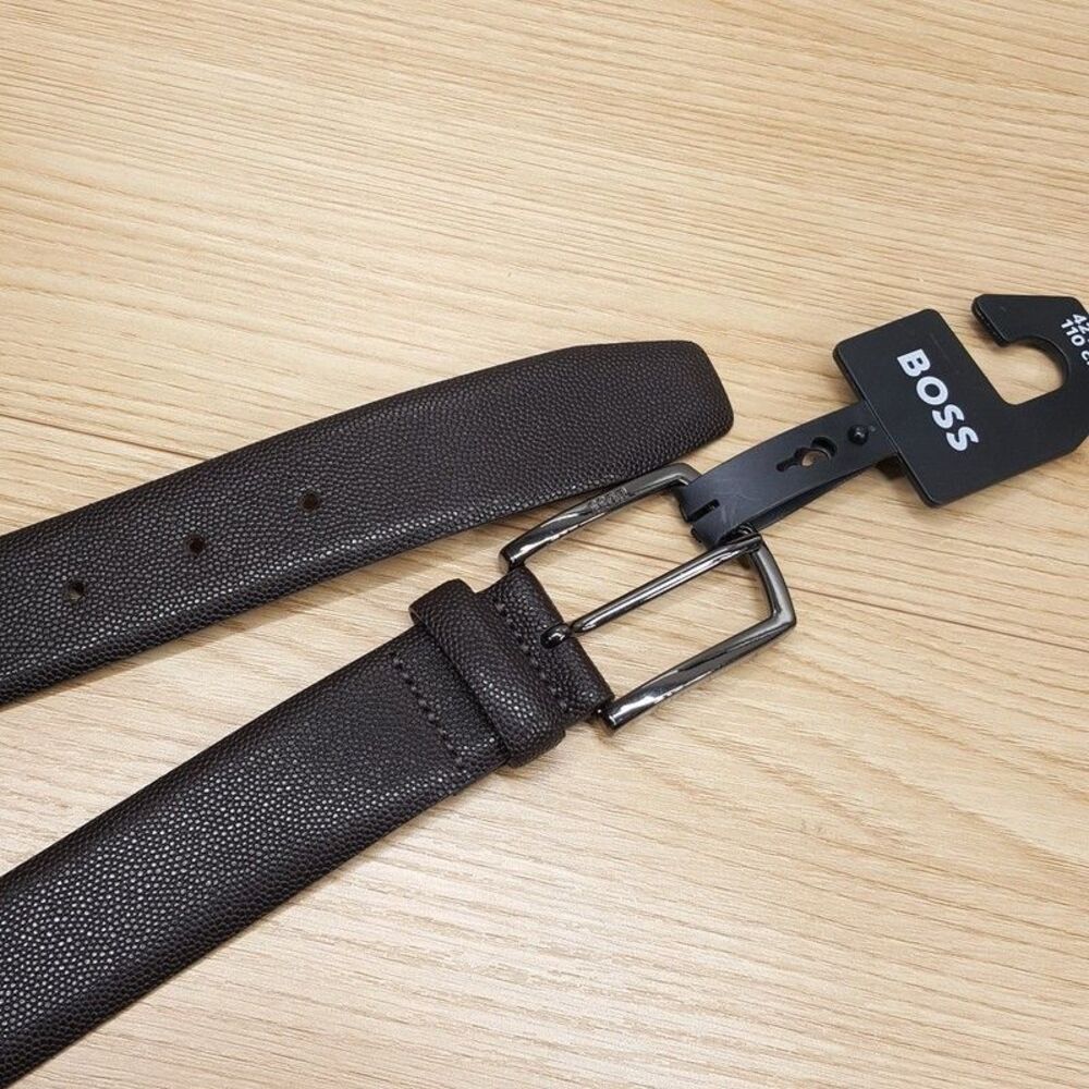 HUGO BOSS Belt Mens Size 42 Chocolate Brown Grained Leather CLAUS